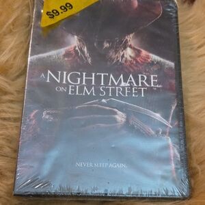 A Nightmare on Elm Street DVD - Dark Red & Black Cover